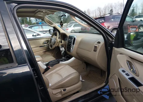 2005 Mercury Mariner Luxury/Premier from USA, damaged, VIN 4M2YU57105DJ04467